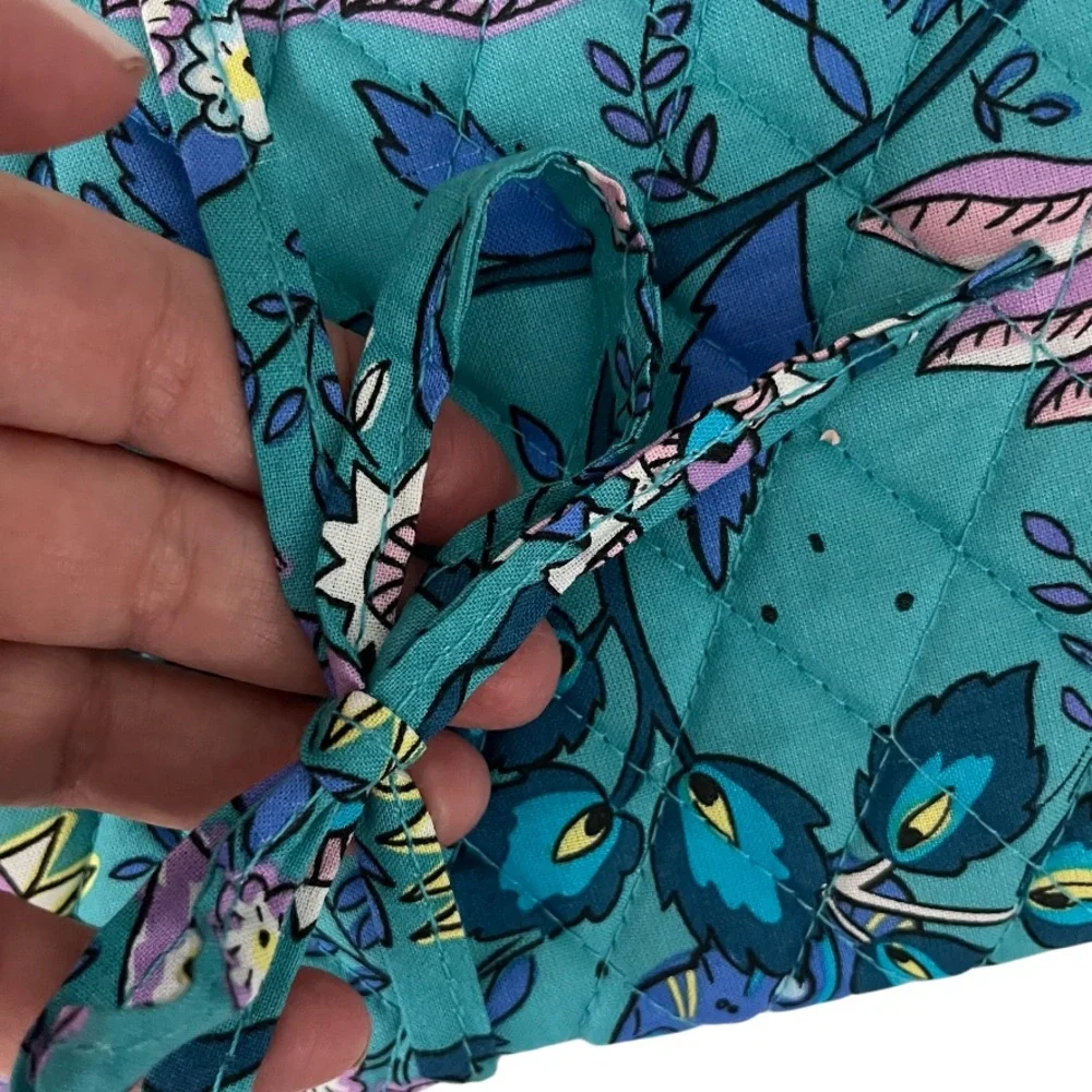 NWT Vera Bradley Quilted Travel Curling/Flat Iron Cover Peacock Garden